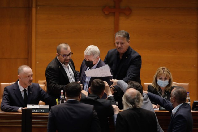 Florin ROMAN anunță că face plângere penală pe numele celor care l-au ÎMBRÂNCIT