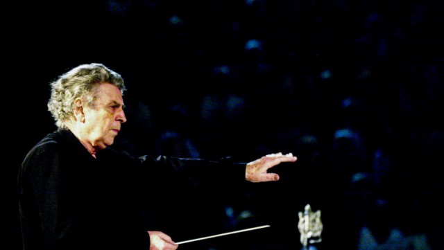 Mikis Theodorakis, compozitorul care a scris coloana sonoră pentru „Zorba Grecul”, a MURIT