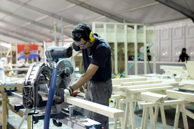 Producția industrială a scăzut cu 2,8% în primele cinci luni din 2025, potrivit INS