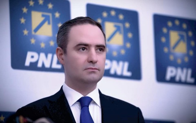 Alexandru Nazare: 'Cu WOW și cu fantastic o să ne alerge lumea pe stradă'