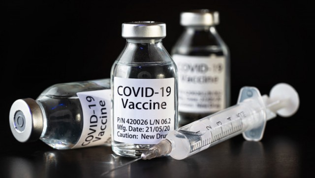 De ce nu se recomandă doza 3 de vaccin anti-COVID persoanelor imunizate care au trecut prin boală