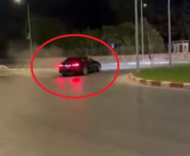 TERIBILISM! ȘMECHER cu BMW, DRIFTURI în SENSUL GIRATORIU din Mamaia Nord! VIDEO