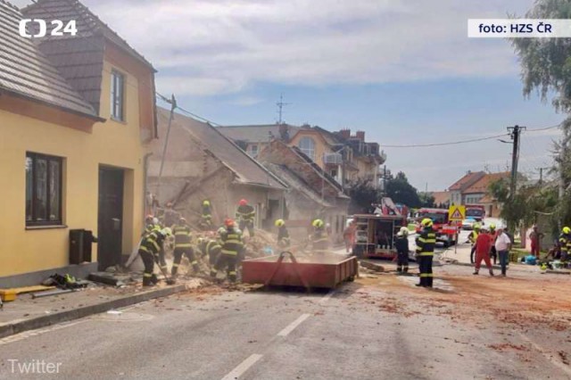Republica Cehă: Cel puţin doi morţi într-o explozie provocată de o scurgere de gaze