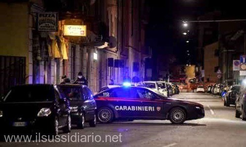 Un refugiat somalez a înjunghiat cinci persoane în oraşul italian Rimini