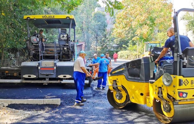 Carosabil și trasee pietonale, în curs de reabilitare, în mai multe zone din oraș