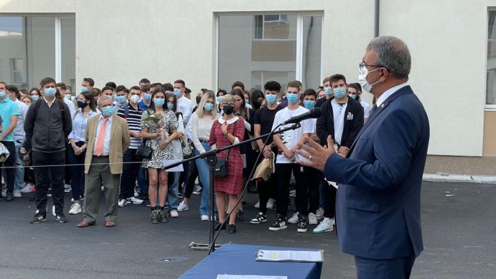 Susținerea educației și încurajarea performanței, o prioritare a administrației locale