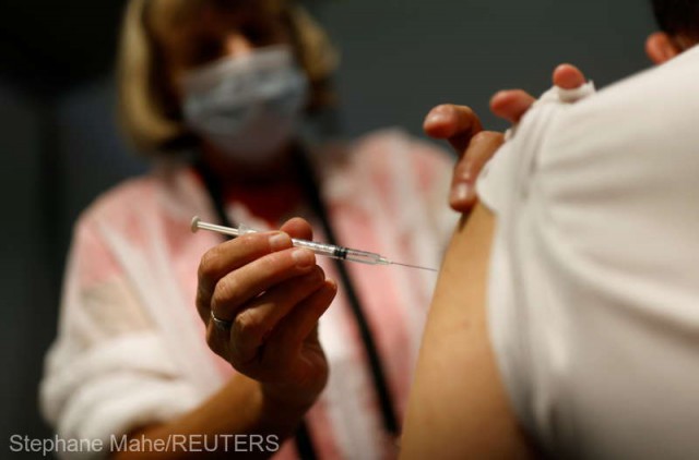 Coronavirus: Intră în vigoare în Franţa vaccinarea obligatorie a personalului sanitar