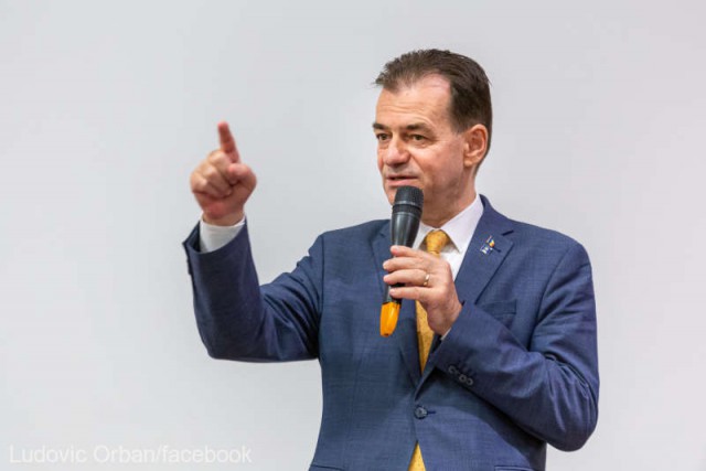 Orban: Ciucă și Cîțu cerșesc voturi de la PSD