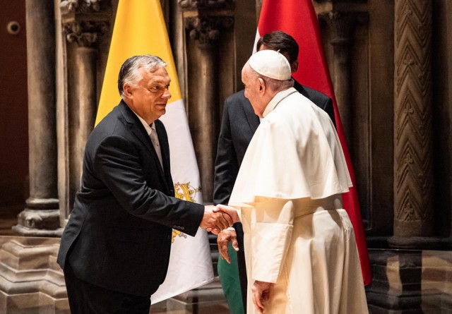 Antisemitismul în Europa este 'un fitil care trebuie stins', a spus Papa Francisc la Budapesta