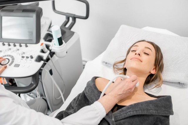 Tiroidita postpartum: simptome, cauze și tratament