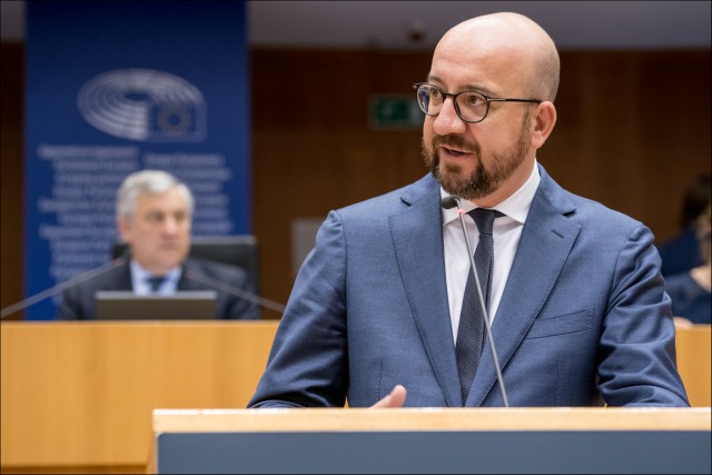 Charles Michael: Contractul pentru submarinele australiene: UE denunţă 'lipsa de loialitate' a SUA