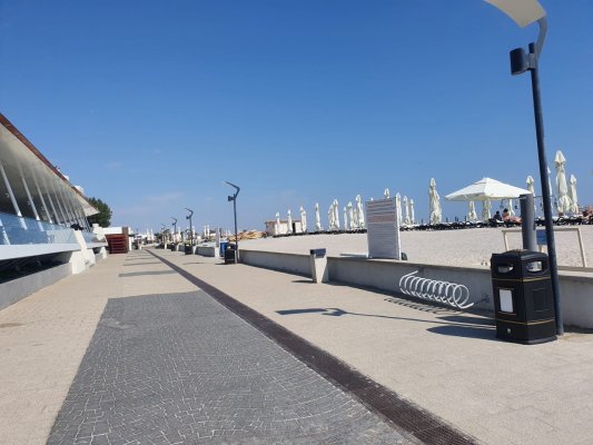 COȘURILE de GUNOI STRADALE, înlocuite în anumite zone din Constanța