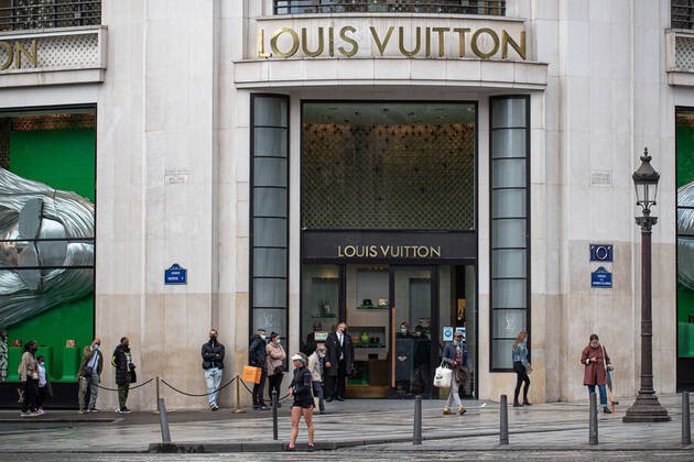 Planurile autorităţilor chineze pun în pericol revenirea post-COVID a sectorului european al luxului