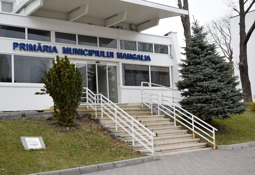 Primăria MANGALIA construiește un CLUB sportiv prin FIRMA unui fost CONSILIER local Primăria MANGALIA construiește un CLUB sportiv prin FIRMA unui fost CONSILIER local