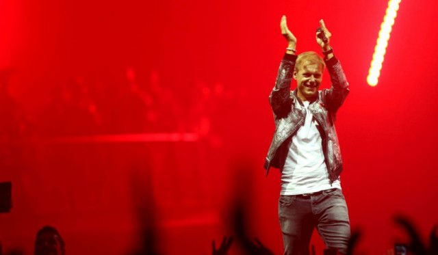 Spectacolul lui Armin van Buuren din București, amânat din cauza COVID