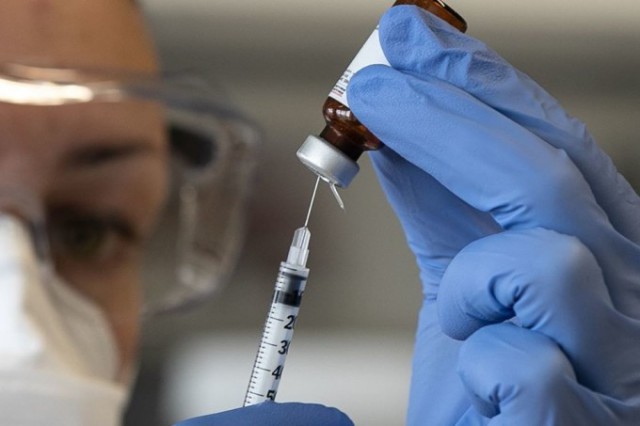 Coronavirus: SUA aprobă a treia doză de vaccin de la Pfizer pentru persoanele de peste 65 de ani