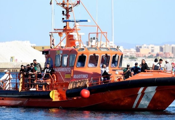 Spania: Opt cadavre de migranţi, printre care şi cel al unui copil, descoperite pe coasta andaluză