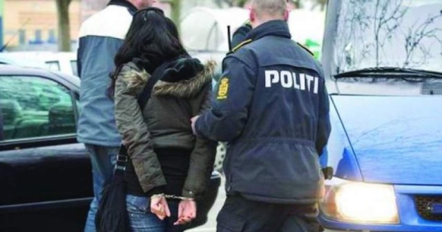 Femeie condamnată pentru furt, încarcerată în penitenciar