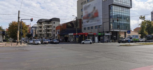 Atenție, șoferi! Circulația la intersecția bulevardului Mamaia cu strada Zorelelor va fi reorganizată