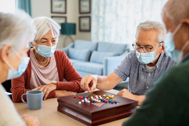 Boala Alzheimer la pacienții vârstnici cu COVID-19: mecanisme potențiale și măsuri preventive