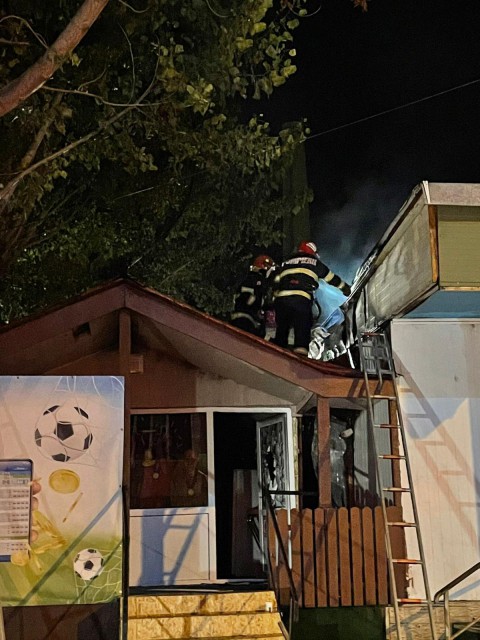 BAR în FLĂCĂRI în municipiul TULCEA