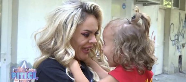 Simona Hapciuc și băiețelul ei, revedere emoționantă. Ce surpriză i-a pregătit blondina lui Dimi