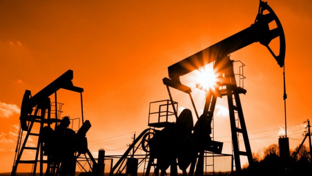 Prețul petrolului a crescut la cel mai mare nivel din ultimii 3 ani