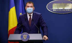 Cseke Attila vrea 'o țară ca afară': Certificatul COVID ar putea fi obligatoriu peste tot