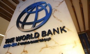 Șeful Băncii Mondiale, apel la calm: Nu faceți stocuri de alimente