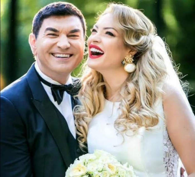 Valentina Pelinel și Cristi Borcea sărbătoresc 3 ani de la căsătoria religioasă