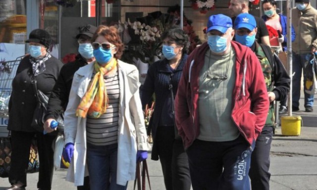 Pentru că eficacitatea vaccinurilor scade, Olanda reinstituie un lockdown parțial