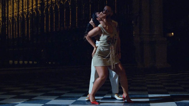 Clipul 'Ateo' de C. Tangana şi N. Peluso, filmat în lăcaşul de cult, a provocat demisia decanului Catedralei din Toledo