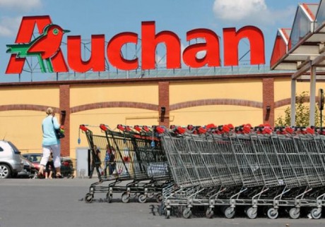 Carrefour renunţă la ideea alianţei cu Auchan
