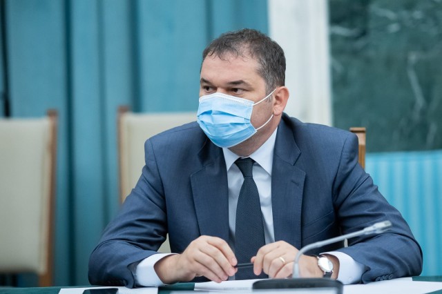 Ministrul interimar al Sănătăţii, Cseke Attila, cere medici şi medicamente de la Uniunea Europeană