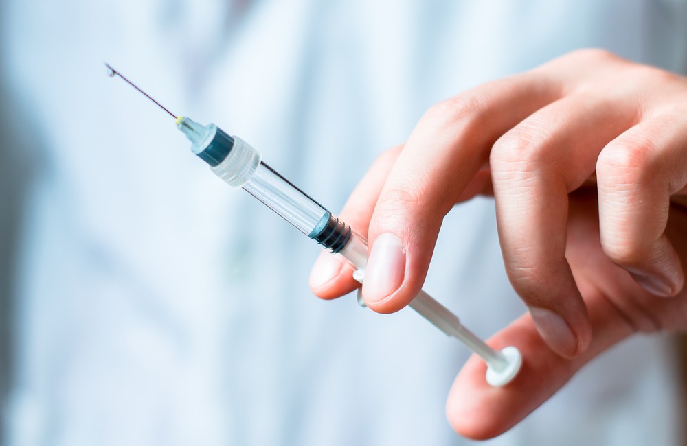 Cercetătorii au dezvoltat o tehnologie care permite administrarea unor injecţii fără ace şi nedureroase