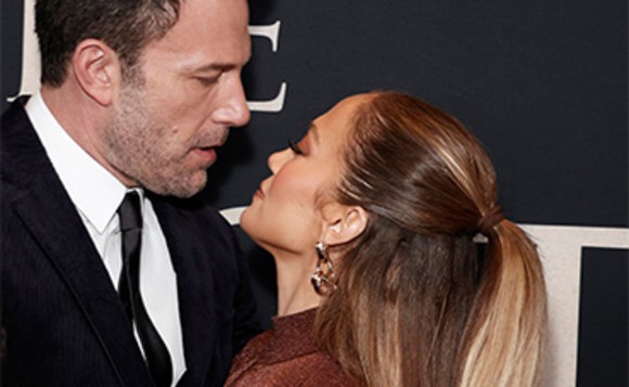 Ben Affleck şi Jennifer Lopez, mai îndrăgostiți ca oricând