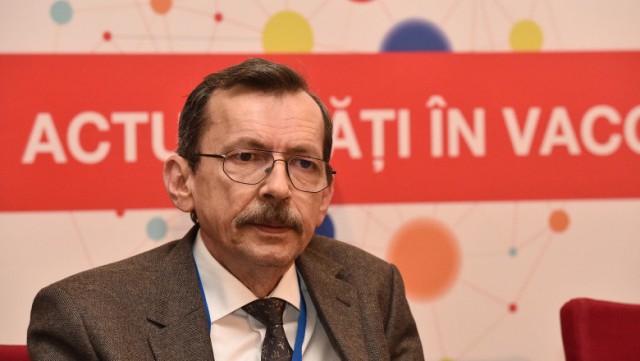 Medic epidemiolog: Este important ca în continuare masca de protecţie să fie purtată la interior
