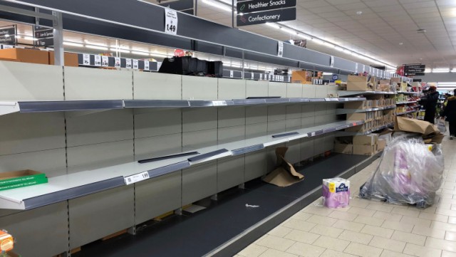 Nici urmă de carne, legume sau lapte în supermarketurile din Marea Britanie