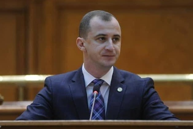 Alfred Simonis: Kelemen Hunor nu e șeful lui Viktor Orban, ca să îl tragă la răspundere