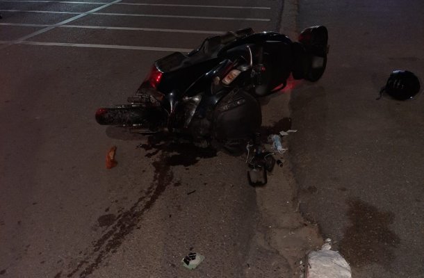ACCIDENT RUTIER între un autoturism și un SCUTER, în Valu lui Traian