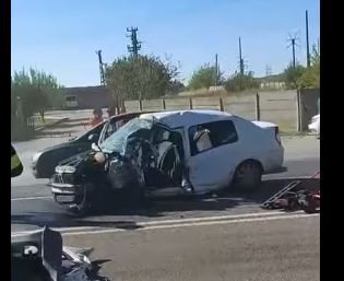 ACCIDENT cu TREI MAŞINI şi DOUĂ VICTIME, în SENSUL GIRATORIU de la CELSY. VIDEO