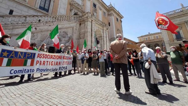 Amplă manifestaţie împotriva fascismului, la Roma