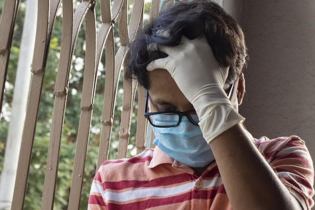 Medic psihiatru: COVID 19 declanșează BOLI NEUROLOGIE și PSIHICE la o treime din infectați