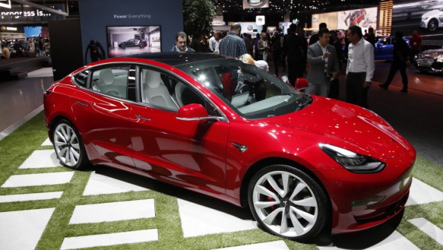 Tesla Model 3, cel mai vândut automobil în Europa în luna septembrie