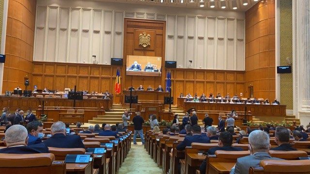 Parlament: Grupurile parlamentare de prietenie cu Federaţia Rusă şi cu Republica Belarus au fost desfiinţate