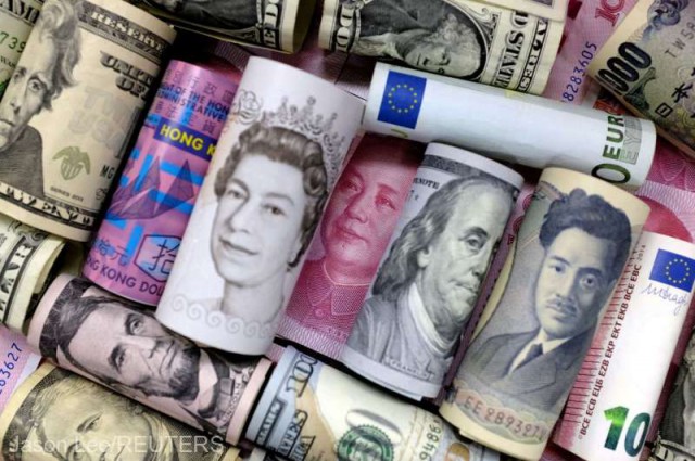 Ritmul de creştere a economiei chineze a încetinit la 4,9% în trimestrul al treilea