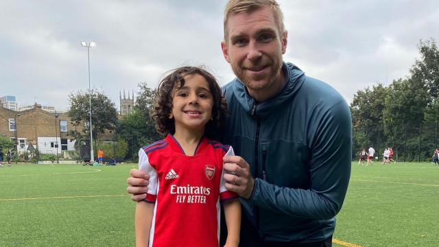Arsenal Londra a transferat un COPIL de doar patru ani. VIDEO