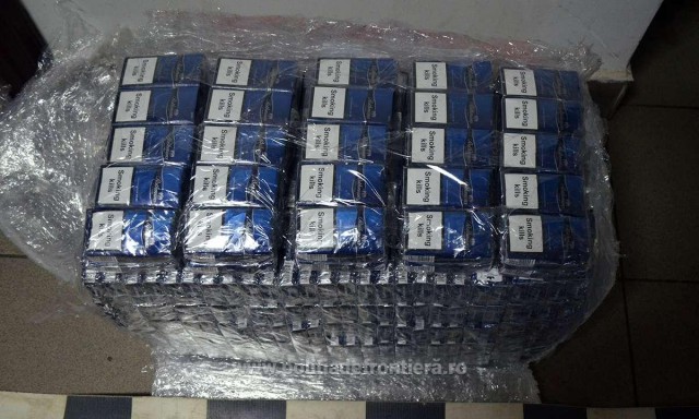 Peste 6.500 de pachete cu țigări de contrabandă confiscate la frontieră