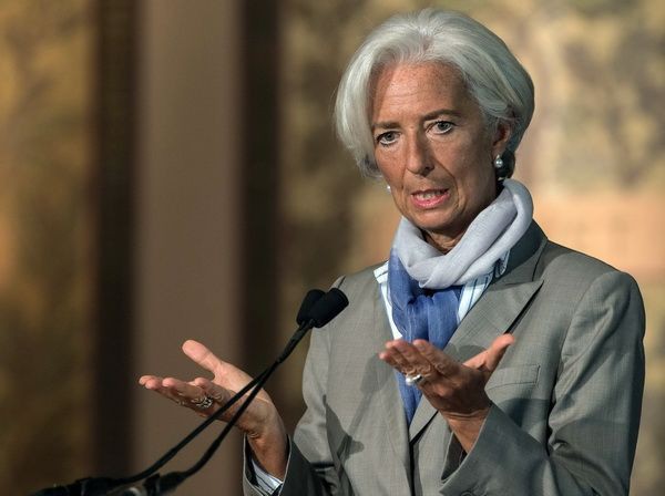  Presedinta BCE, Christine Lagarde, a fost usor ranita intr-un accident rutier