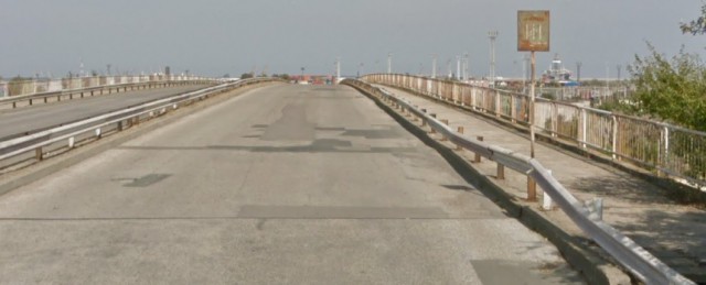LICITAȚIA pentru LĂRGIREA unui DRUM din PORT, ANULATĂ